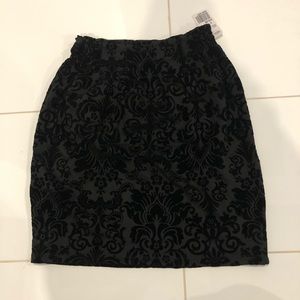 Forever 21 Velvet skirt